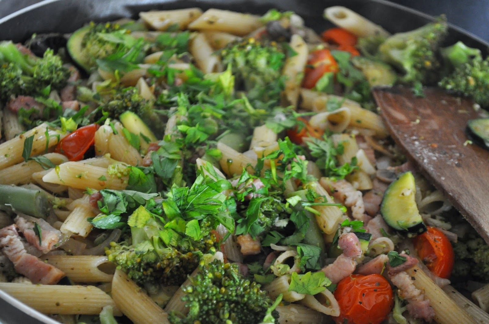 LouLouLoves. Bacon & Vegetable Pasta A Recipe!