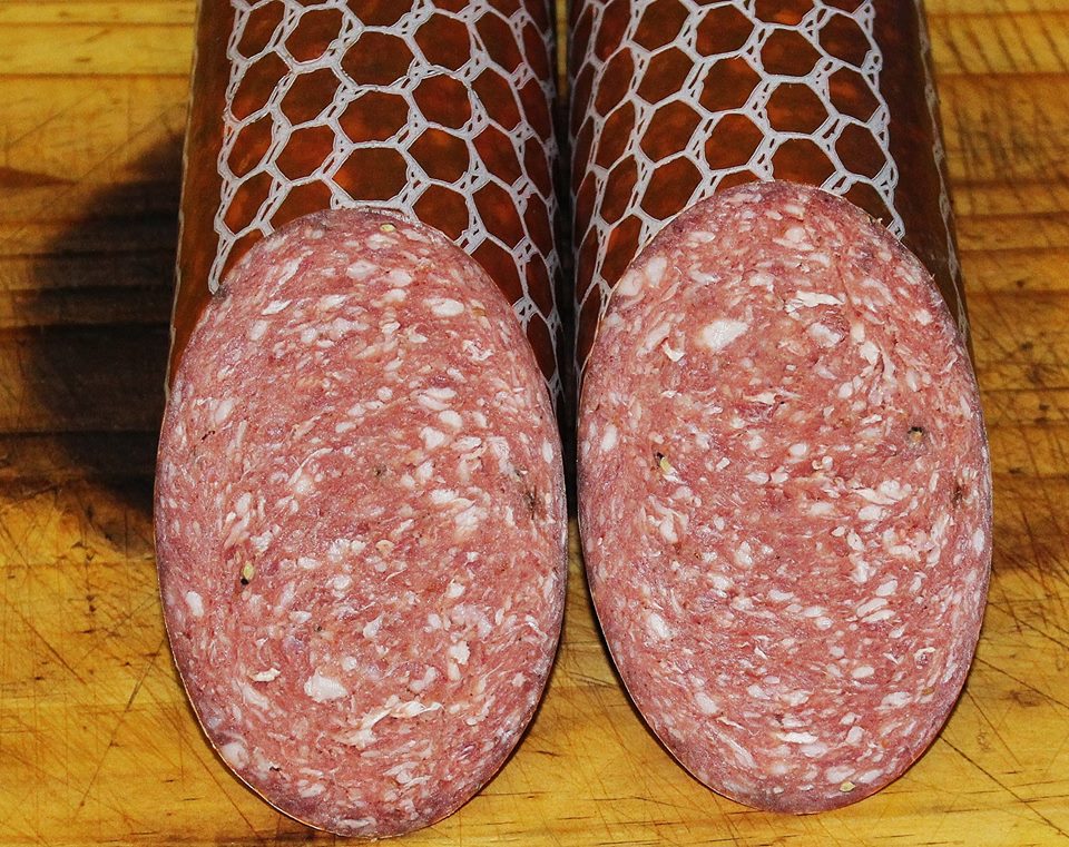 LEKKER RESEPTE VIR DIE JONGERGESLAG SALAMI / RUSSIANS / CABANOSSI