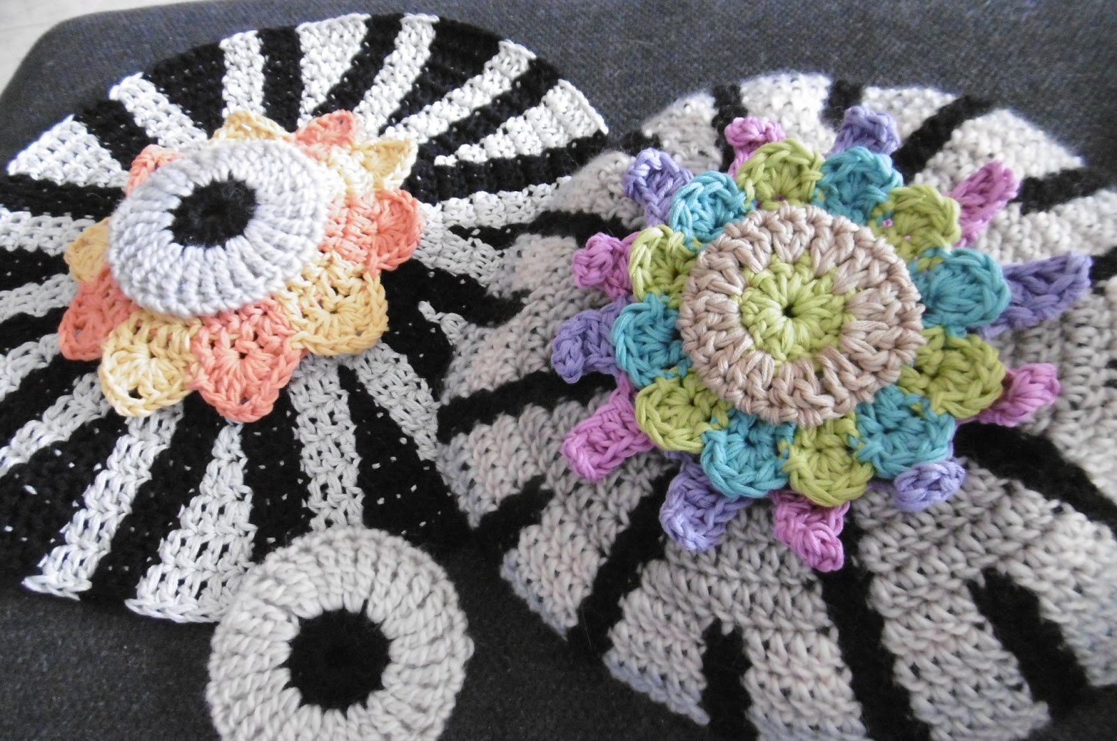 The 8th Gem CROCHET Tapestry stitch experiments