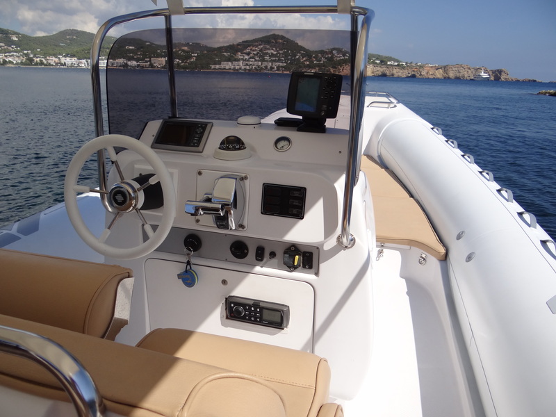 alquiler de lanchas en ibiza. alquiler lanchas ibiza. alquiler de barcos en ibiza. alquiler barcos ibiza. alquilar yates en ibiza. barcos de alquiler en ibiza