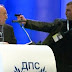 Politisi Bulgaria Ditodong Pistol Saat Berpidato