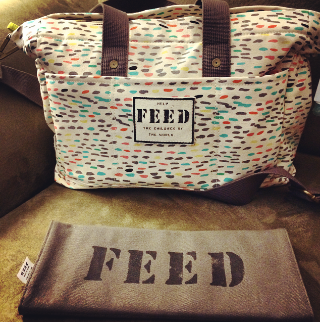 Polka Dots & Pampers Oh Joy + FEED Diaper Bag Review