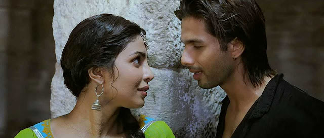 Teri Meri Kahaani (2012) Teri Meri Kahaani (2012) BRRIP 720P