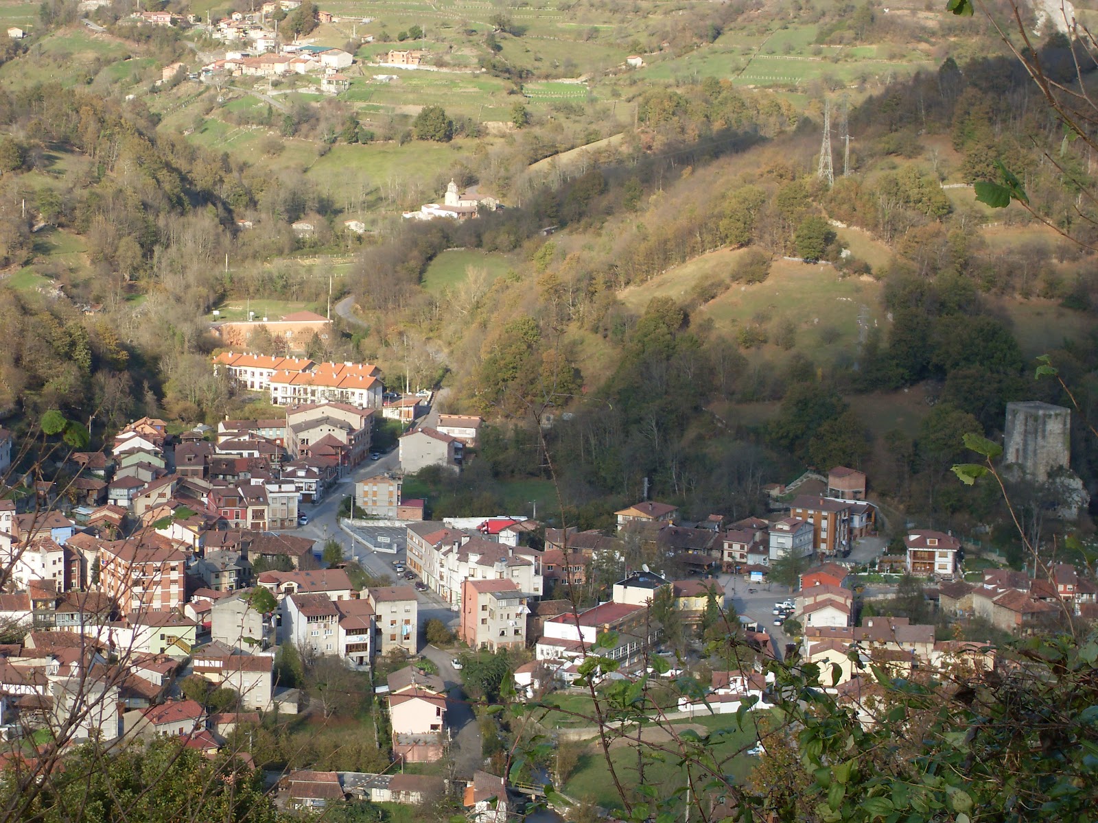 LAVIANA SEMBLANZAS HISTÓRICAS Y OTRAS El Condado