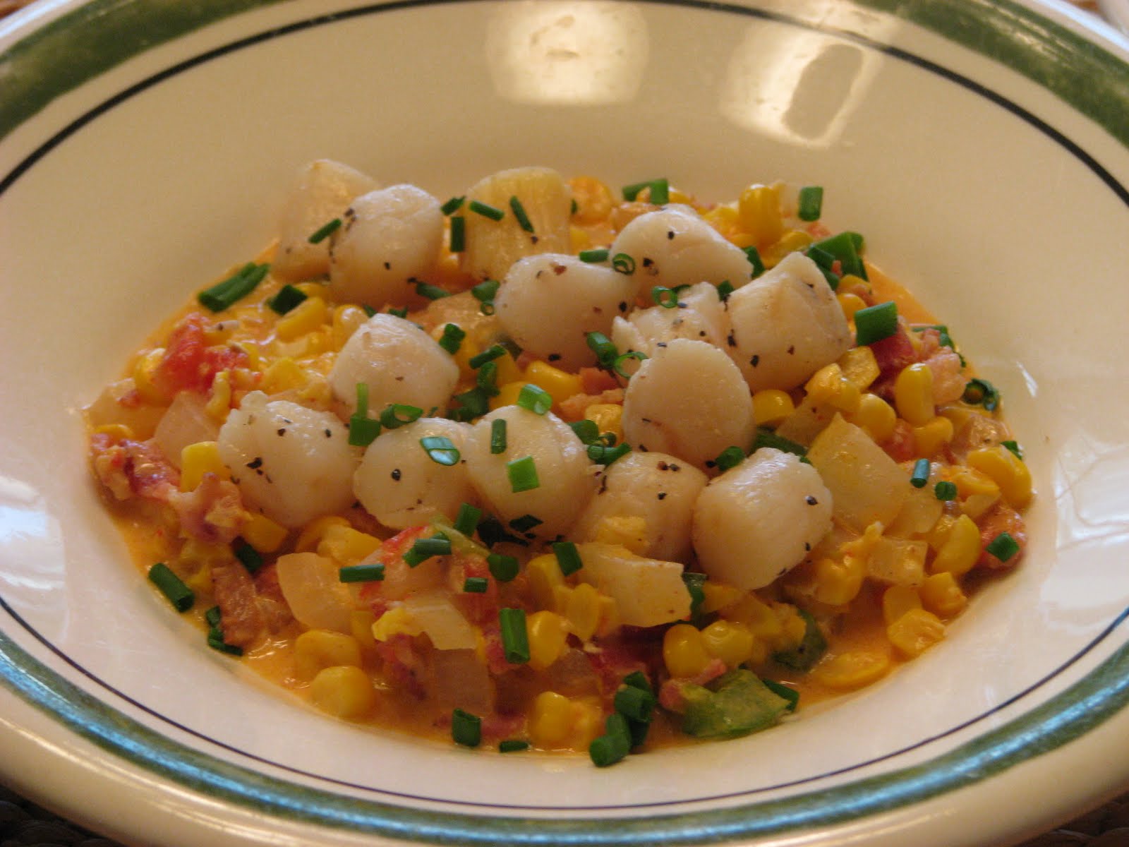 TheFultonGirls Scallops w/Creamy Bacon Corn Sauce