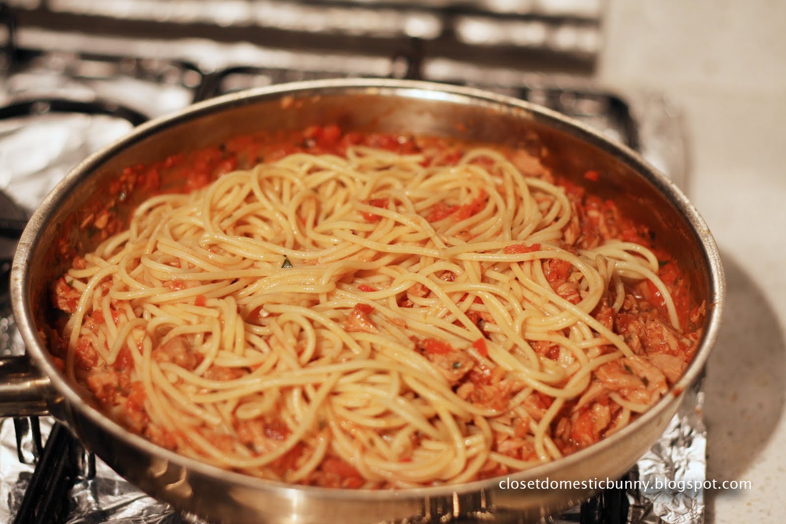 cooking. eating. carousing. spaghettini with tuna sauce