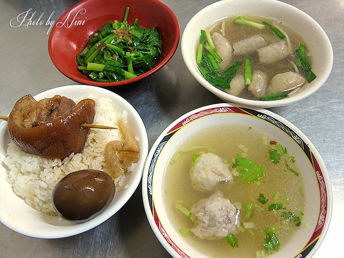 【彰化美食】阿泉爌肉飯。彰化老字號爌肉飯第一把交椅 【彰化美食】阿泉爌肉飯。彰化老字號爌肉飯第一把交椅