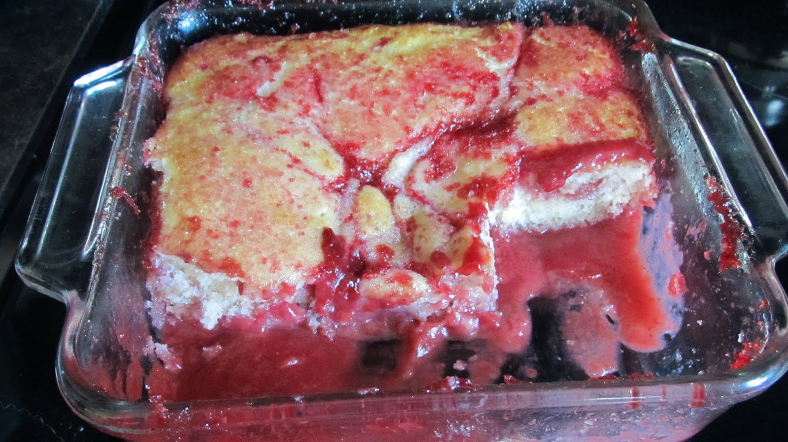 La cuisine de Linda Pouding chômeur aux fraises