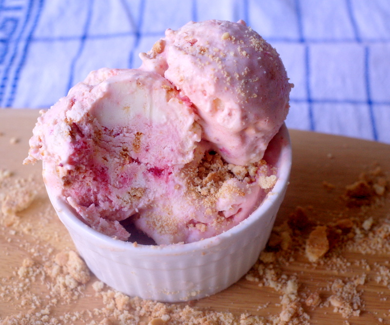 Around le globe Strawberry cheesecake ice cream with Graham cracker crumbs