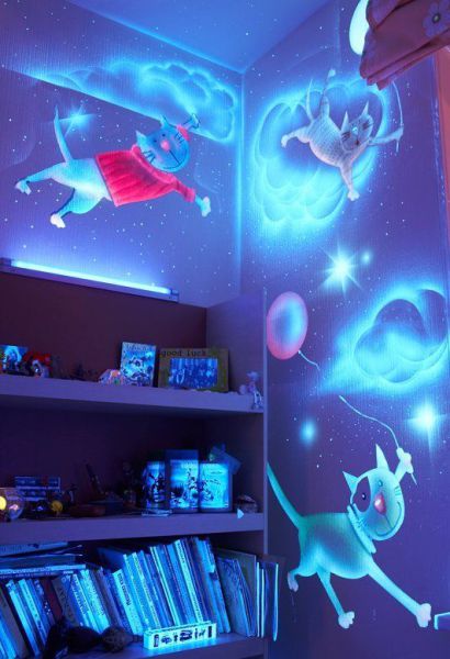 Glow-Bedroom-Decoration