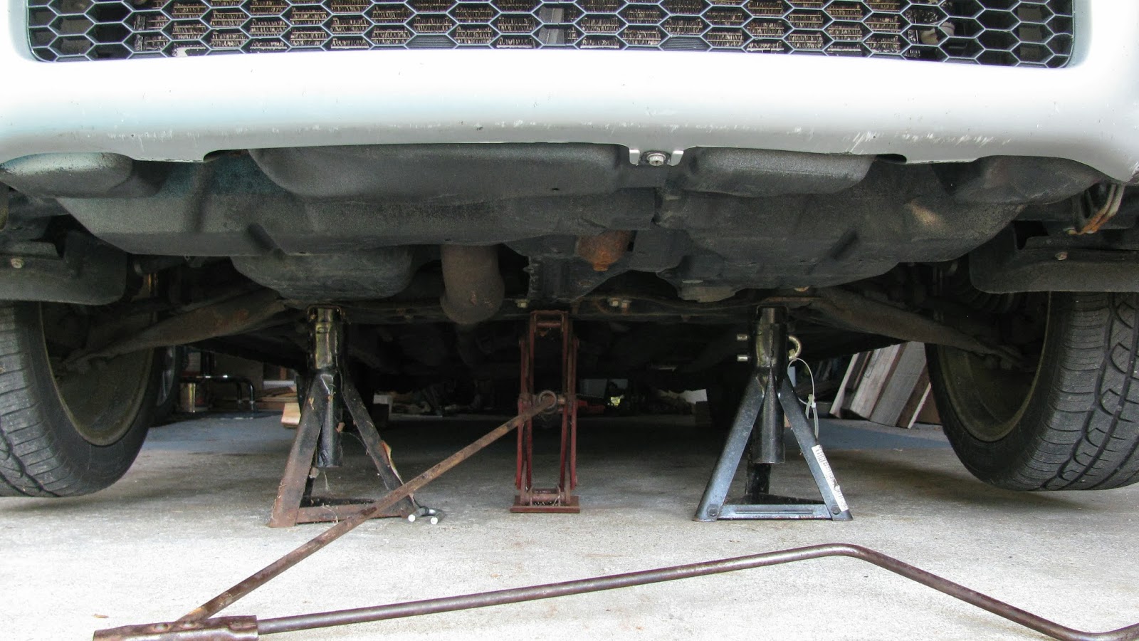 The Original Mechanic How to remove and replace seized caliper pins on