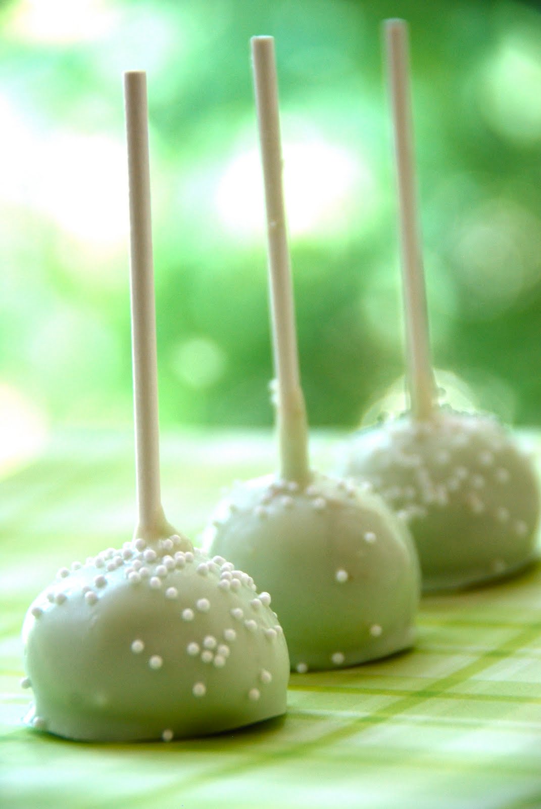 Key Lime Cake Pops
