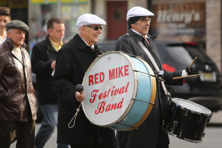 Love Red Mike and His Band. Saw them at the San Gennaro feast one 