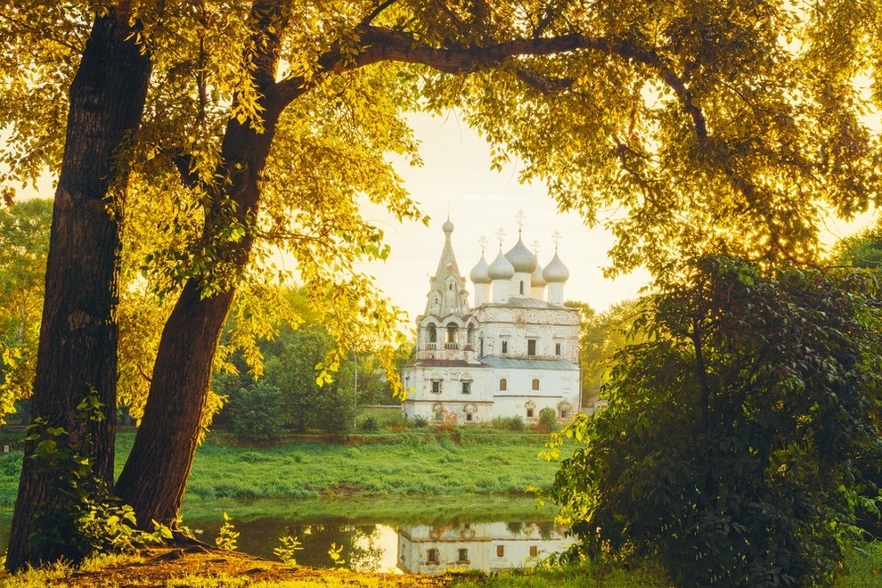 10. Is that a MEADOW? - 15 Pictures That Might Make You Want To Visit Russia 10. Is that a MEADOW? - 15 Pictures That Might Make You Want To Visit Russia