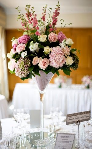Flowers play the most important parts in a wedding beautiful wedding flower