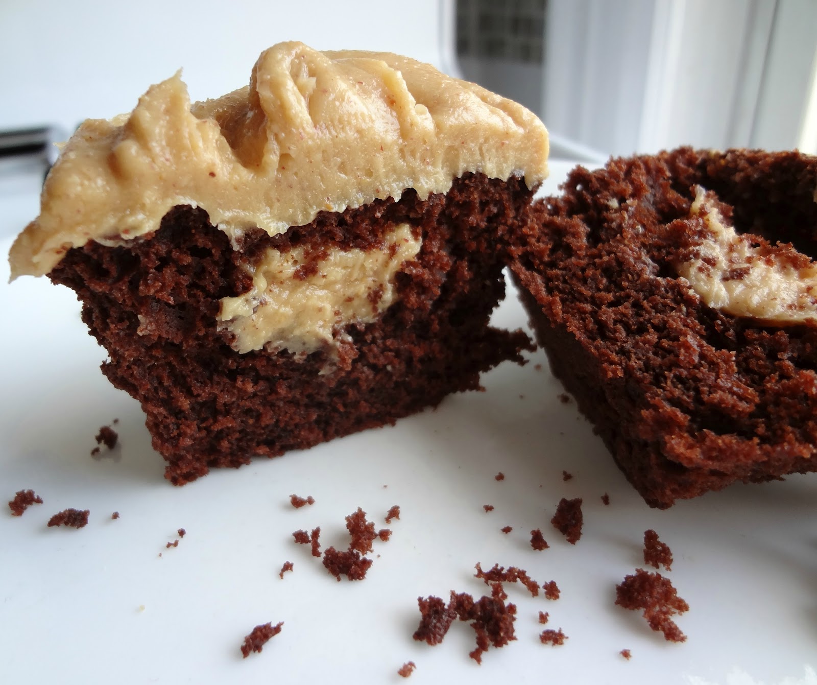 The Cooking Actress Dark Chocolate Peanut Butter Cupcakes