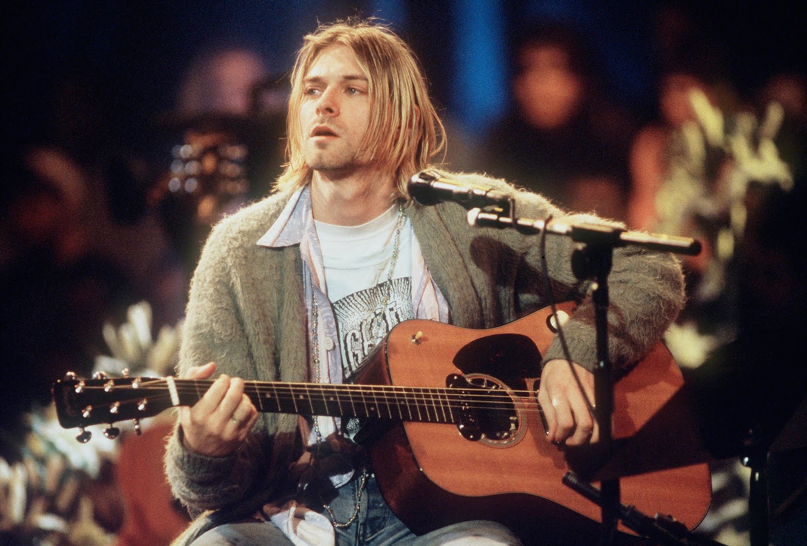 http://4.bp.blogspot.com/-YvRq_1dDJW8/TixpU1sG9pI/AAAAAAAADKY/_9t_goKQ1Aw/s1600/5_kurtcobain.jpg