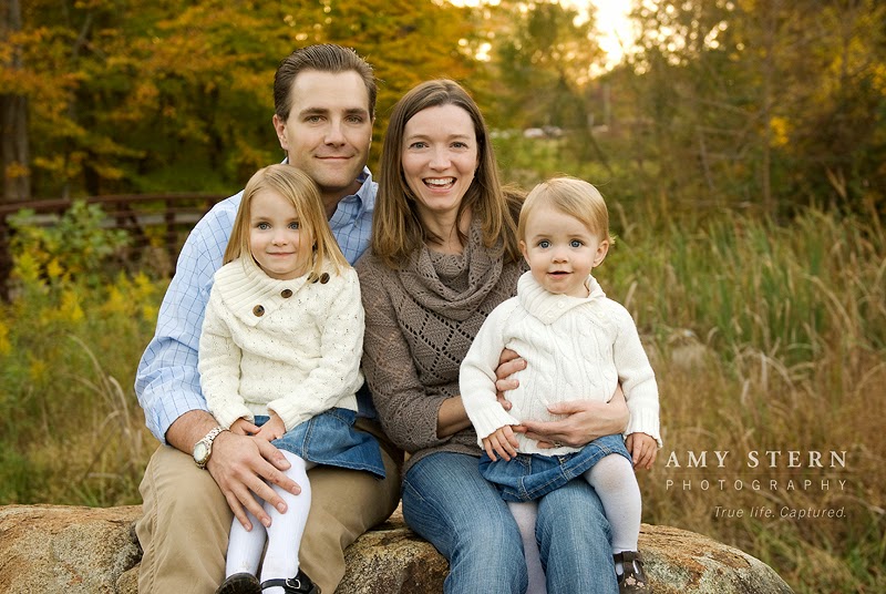 4 easy tips on what to wear for your fall family photos amy stern