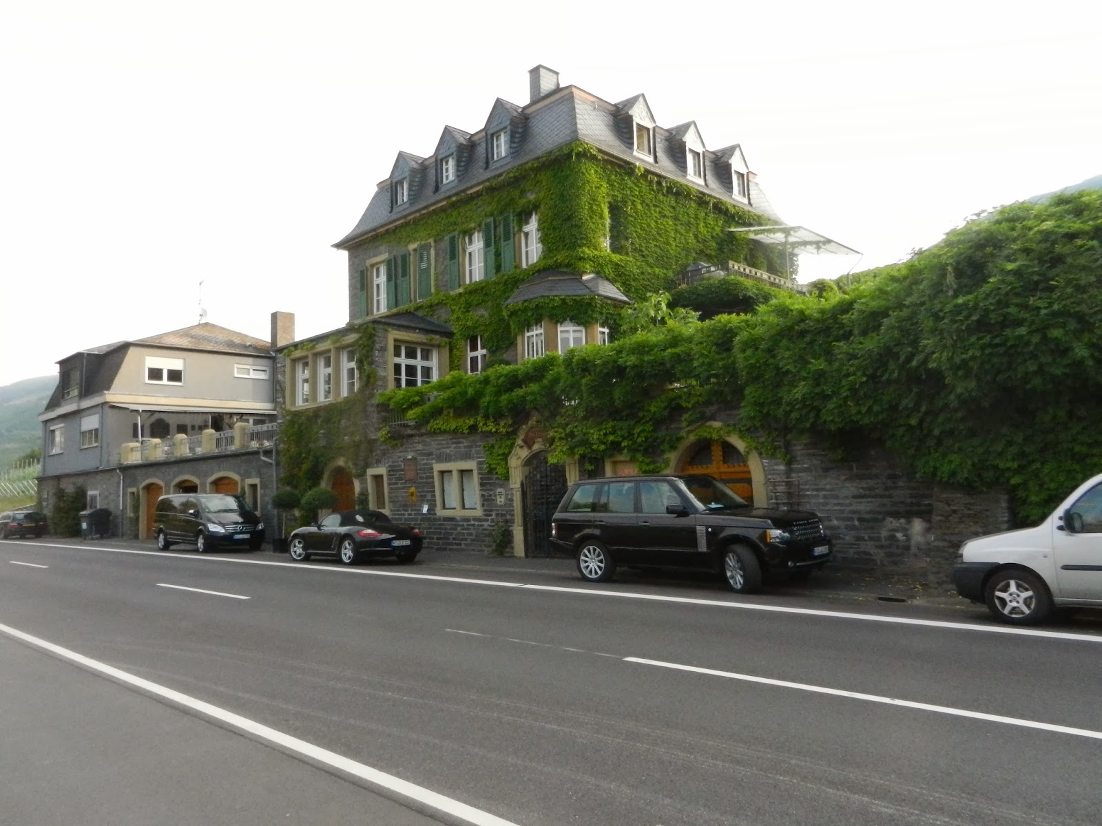 Schiller Wine Ernst Loosen Presented His Wines At Weingut Dr Loosen Bernkastel Kues Mosel Valley Germany