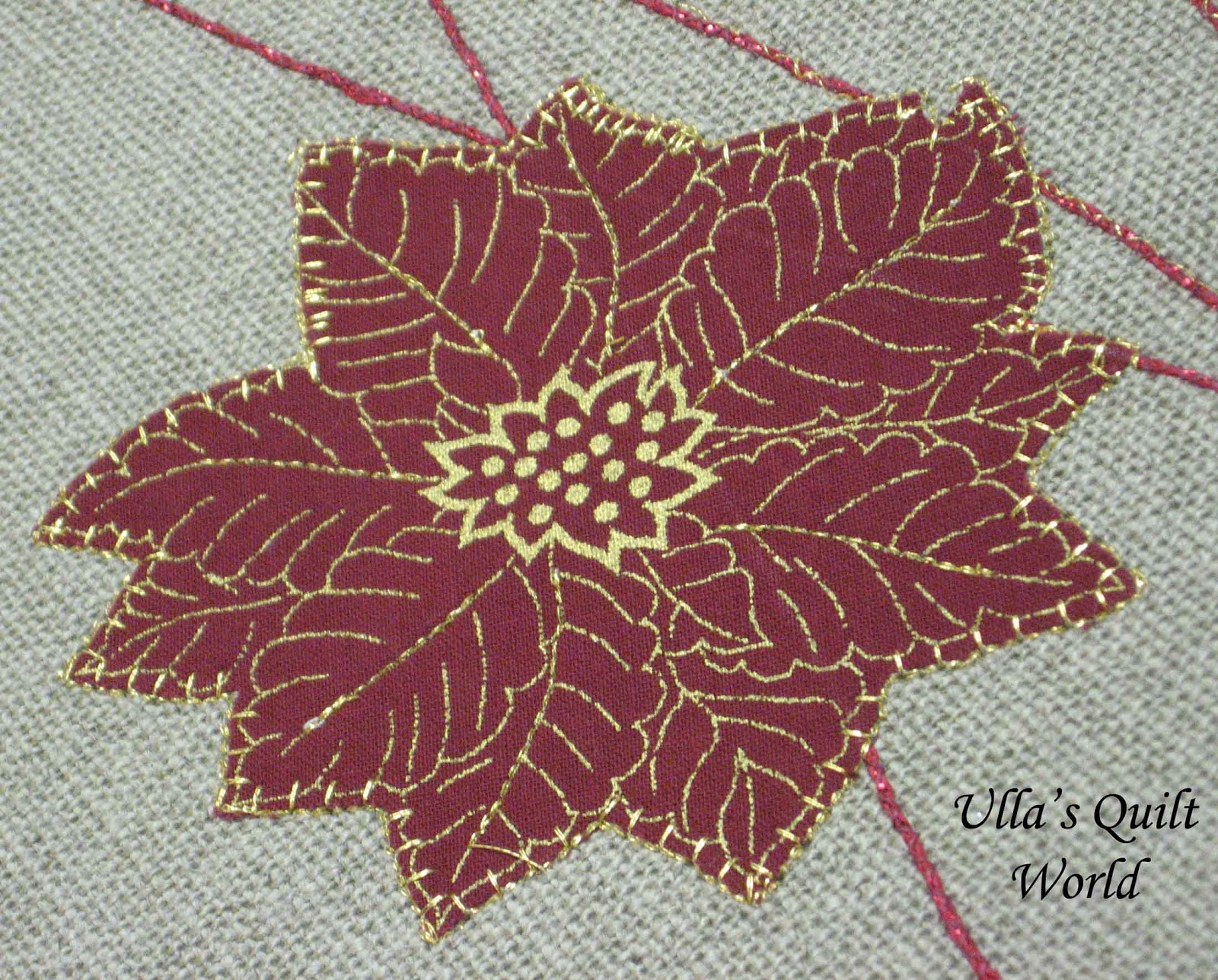 Ulla's Quilt World Christmas tablecloth quilts