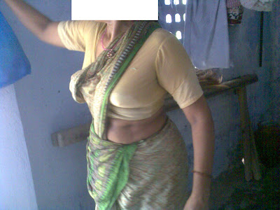 Kamwali-Bai indian kamwali bai maid boobs down blouse, sexy kamwali bai, hot ...