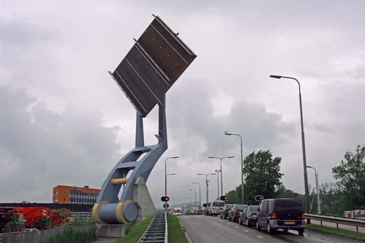 http://4.bp.blogspot.com/-YyYnA5uADo8/Tq-mhZdNO6I/AAAAAAAABnA/Fxlg37yW5zM/s640/Slauerhoffbrug%255B2%255D.jpg