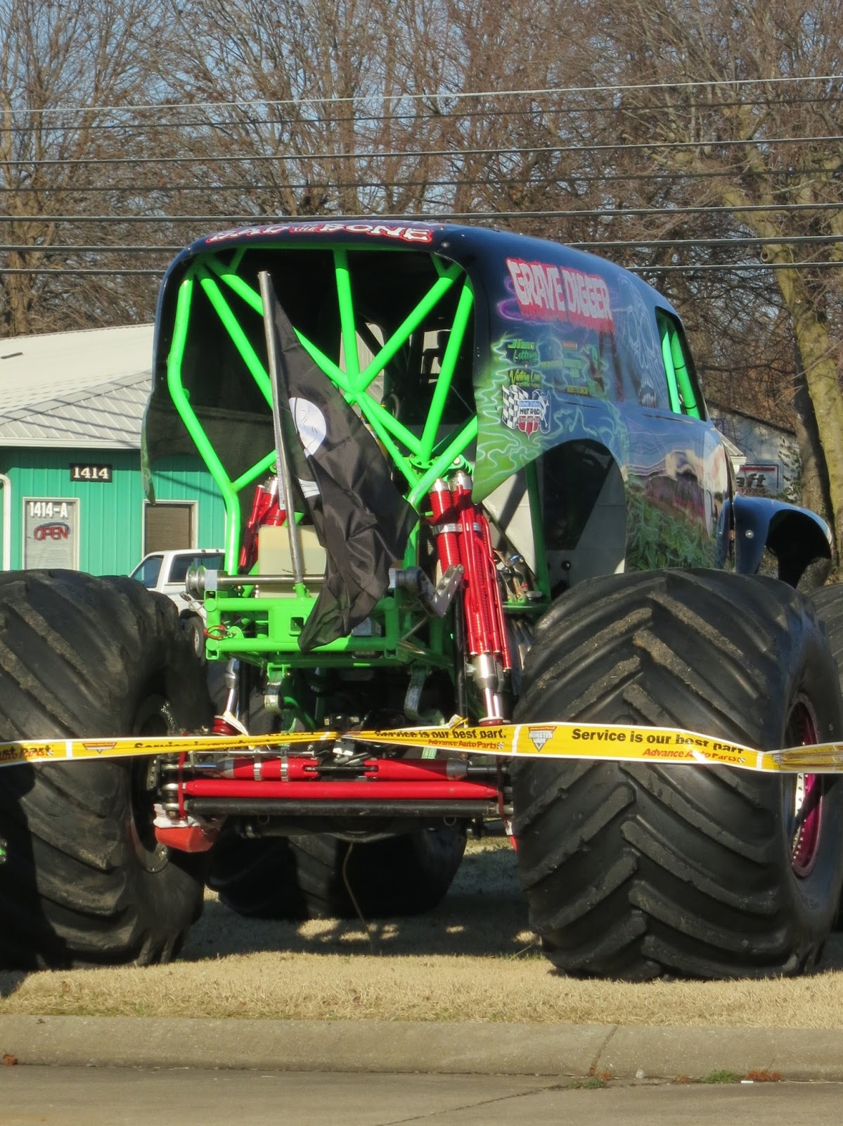 A day in the life of a Robison.... Grave Digger