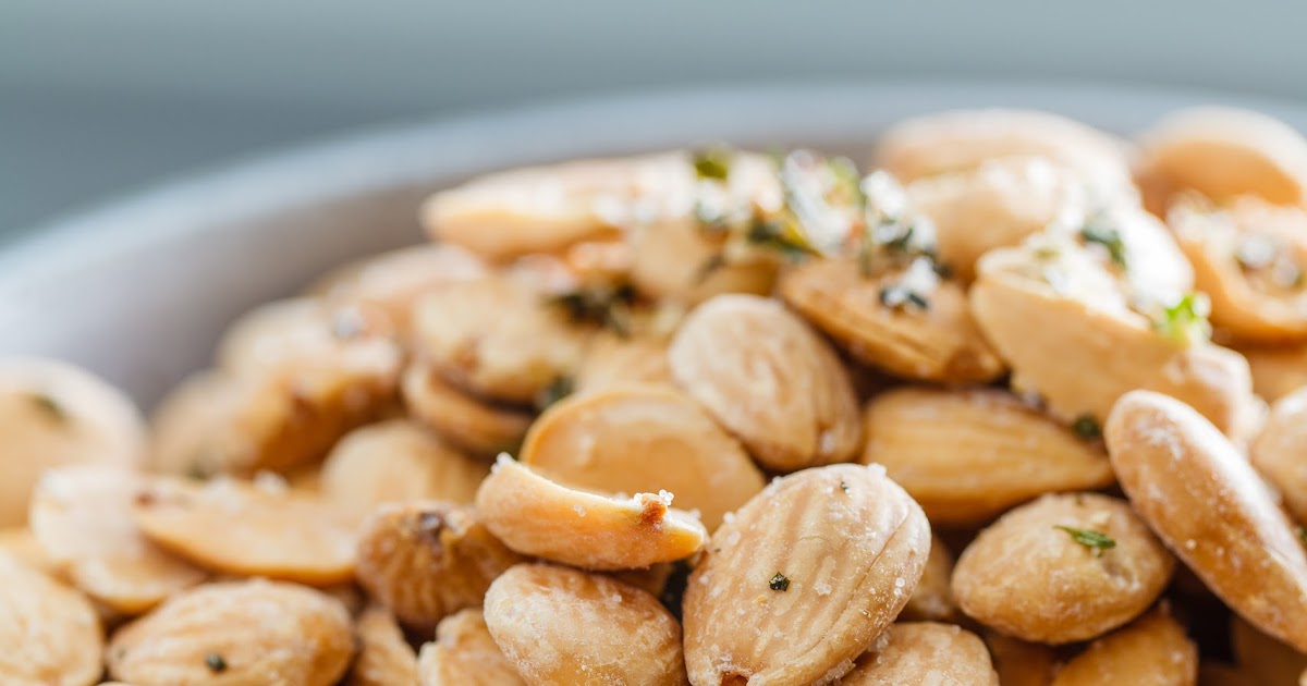 kruizing with kikukat Toaster Oven Food Thyme Roasted Almonds