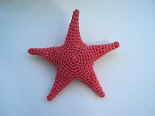 2000 Free Amigurumi Patterns: Stella the starfish