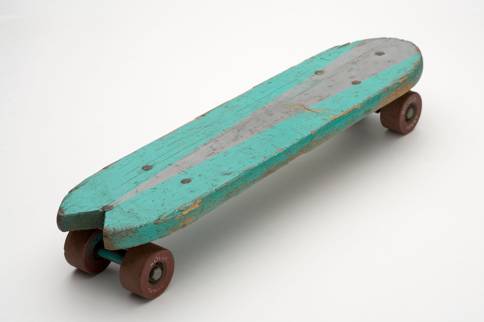 One of the first skateboards. Late60´s. Memories of the the Past
