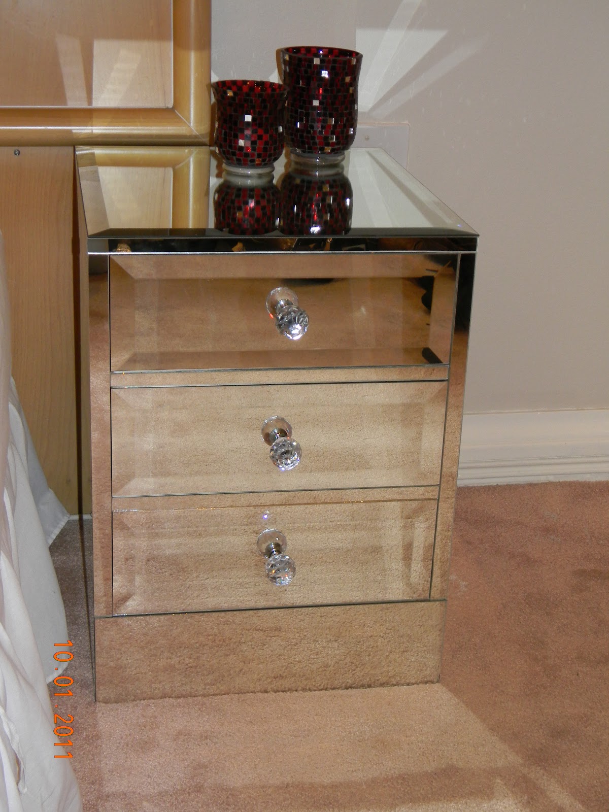 Custom Carpentry Mirrored Pedestals
