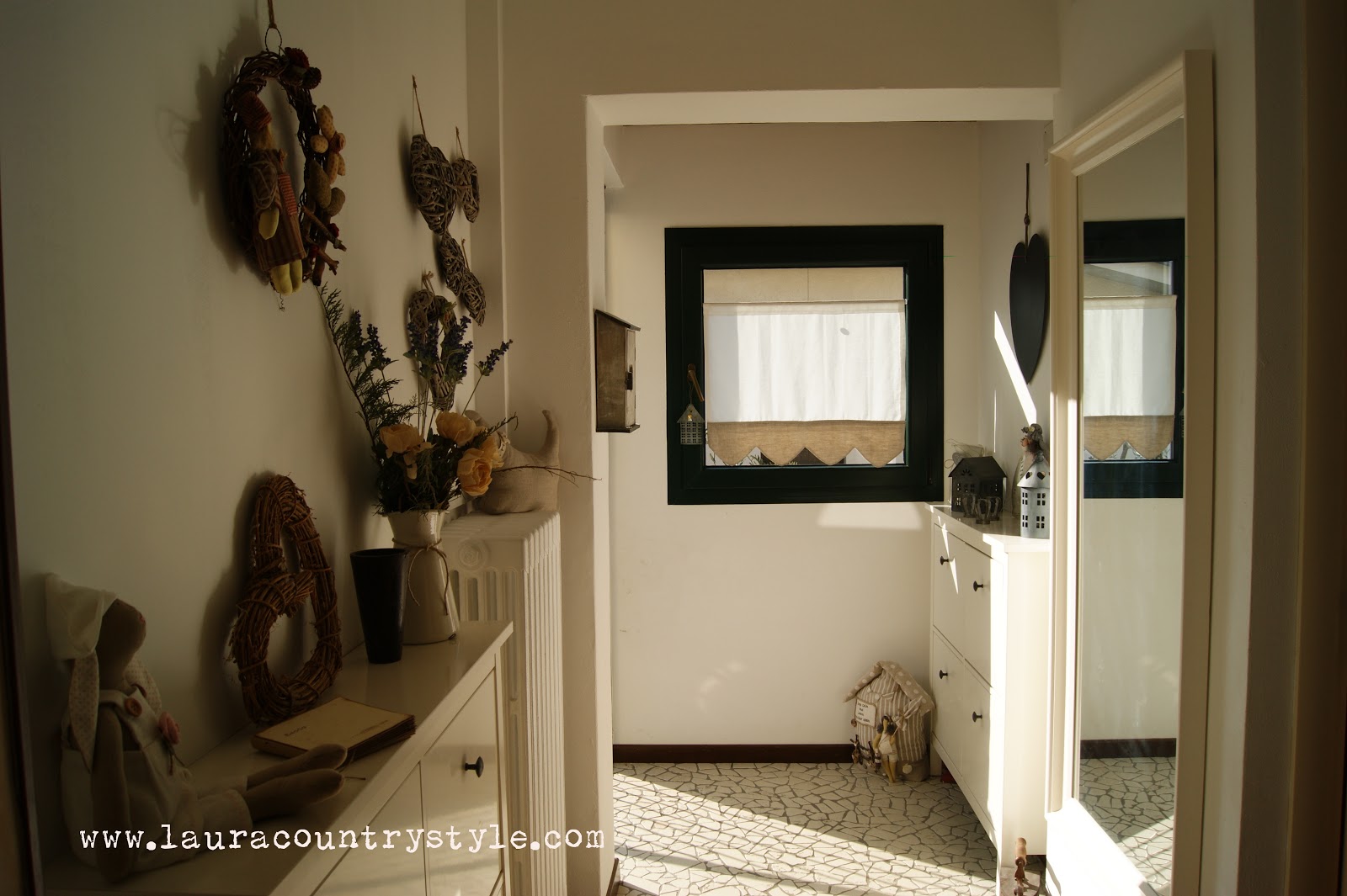 Country style: raggi di sole Camino Marmo creativo