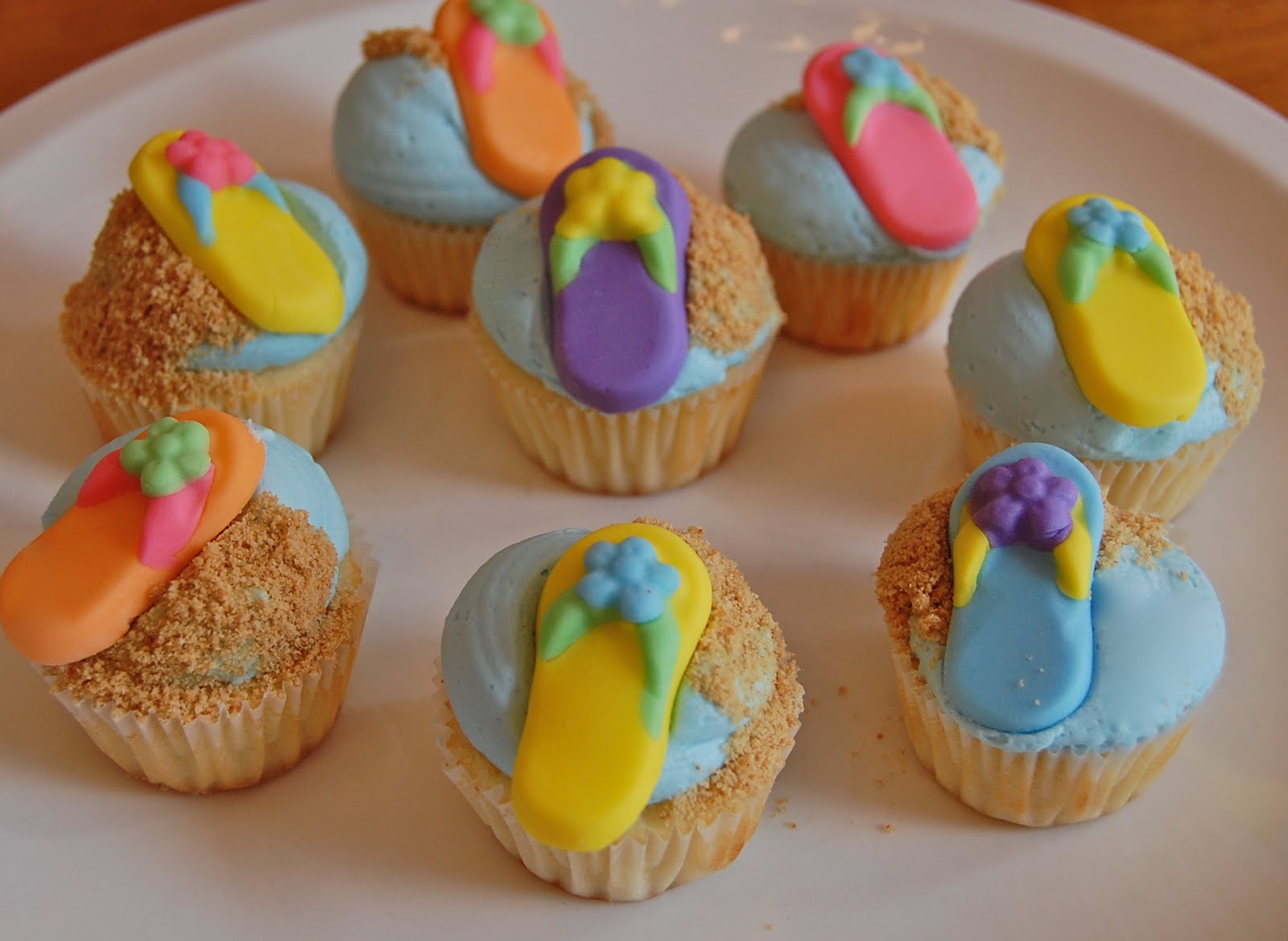Recipe Hawaiian Inspired Chocolate Cupcakes Tasteduds | Party