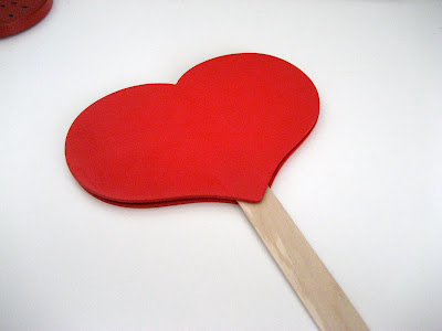 DIY: Heart Stick Props wedding uncategorized nontraditional gifts favors do it yourself finance archived ,