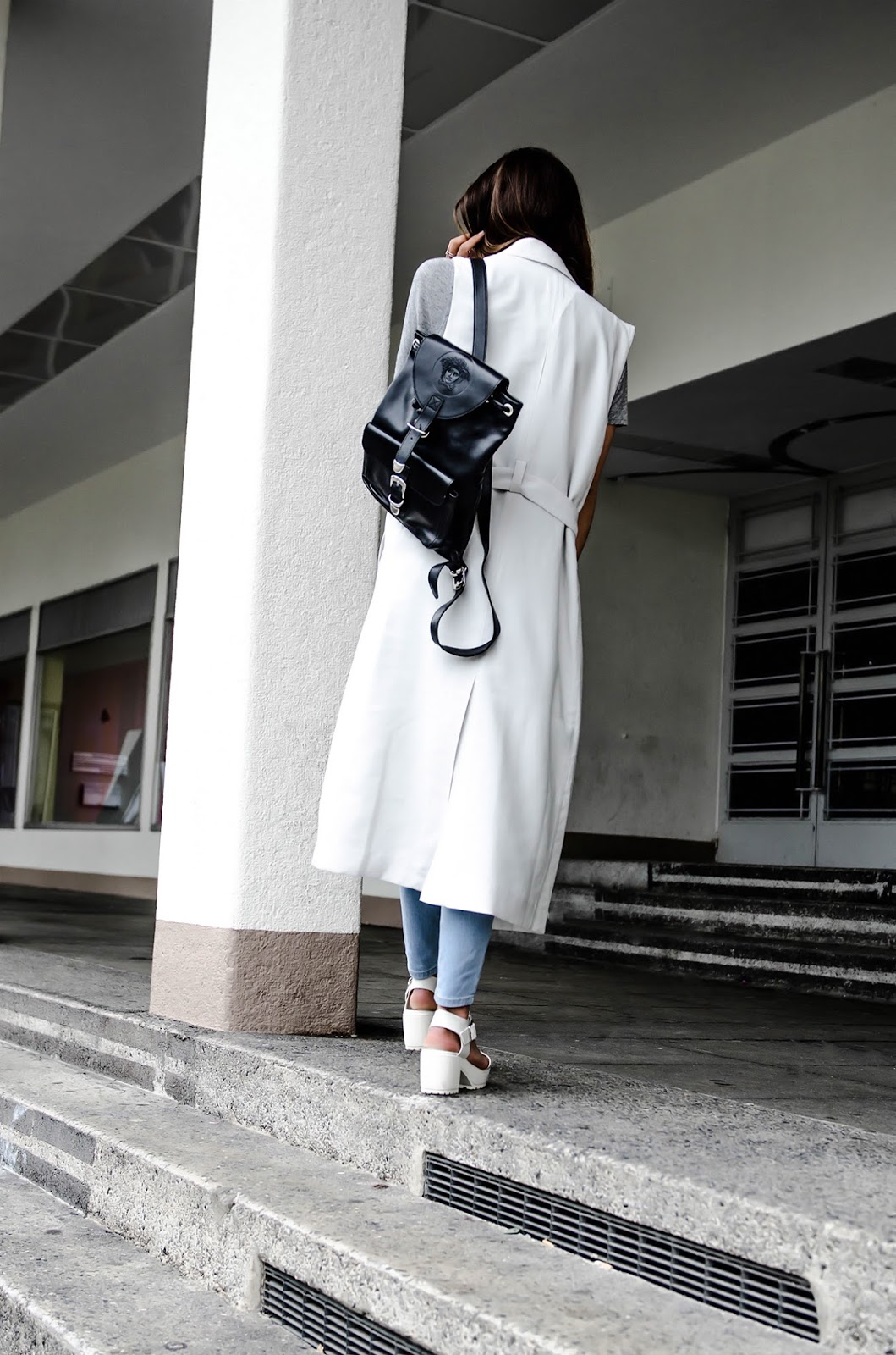 alison liaudat, blog from switzerland, blog mode suisee, daniel wellington, Fashion blogger von der Schweiz, h&m, hat, sleeveless trench, steve madden, suede trend spring 2015, swiss fashion blogger,