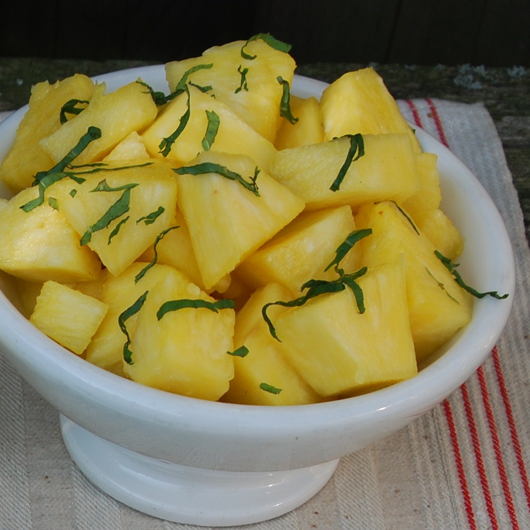In de keuken: salade met gegrilde courgette en geitenkaas Cottage slaapkamer witte