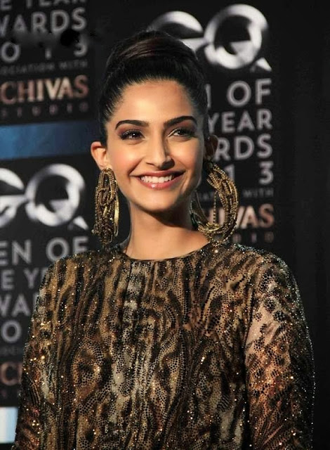 Sonam Kapoor At Event GQ Men Of The Year Awards 2013
