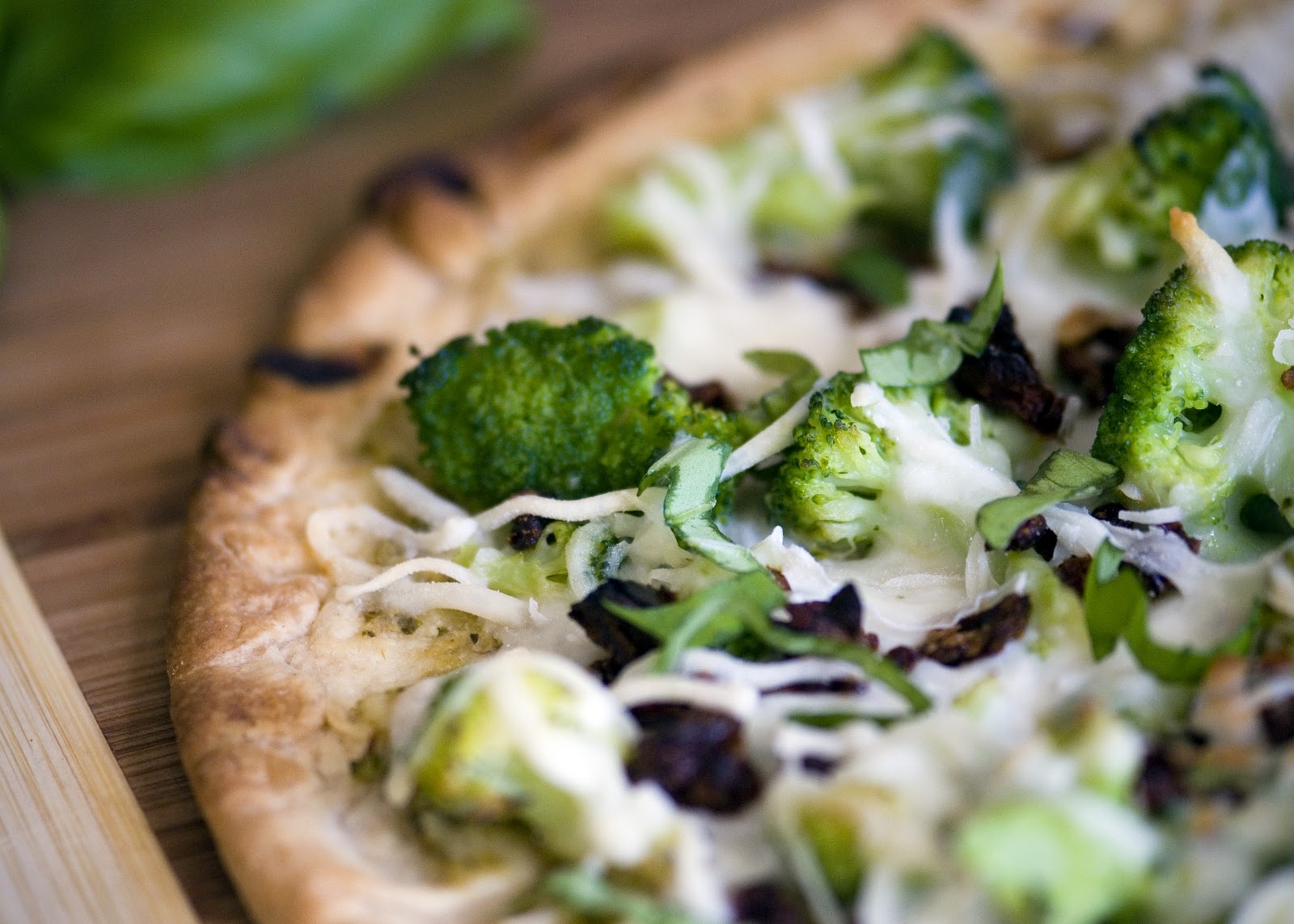 Stella Blue's Foodgasm Green Pizza