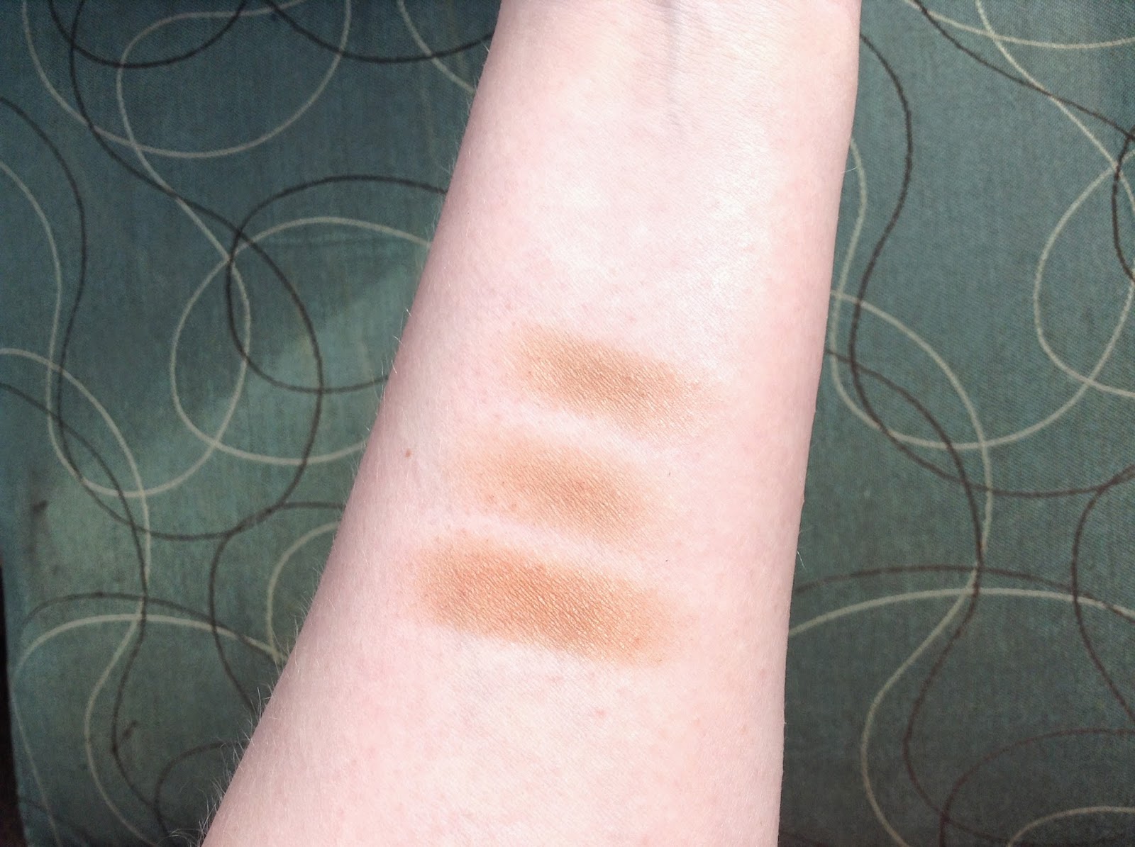 Sale > estee lauder bronze goddess 01 light > in stock