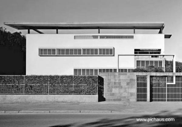 Racionalismo italiano - Arquitecto Giuseppe Terragni Villa Bianca casa Racionalista en Seveso, Italia año 1937