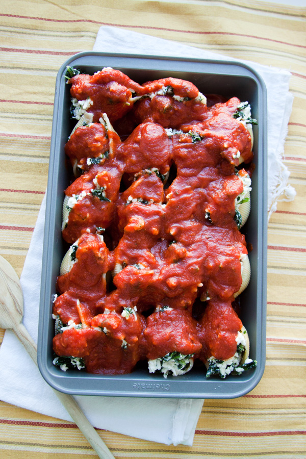 jackie norris pasta shells florentine