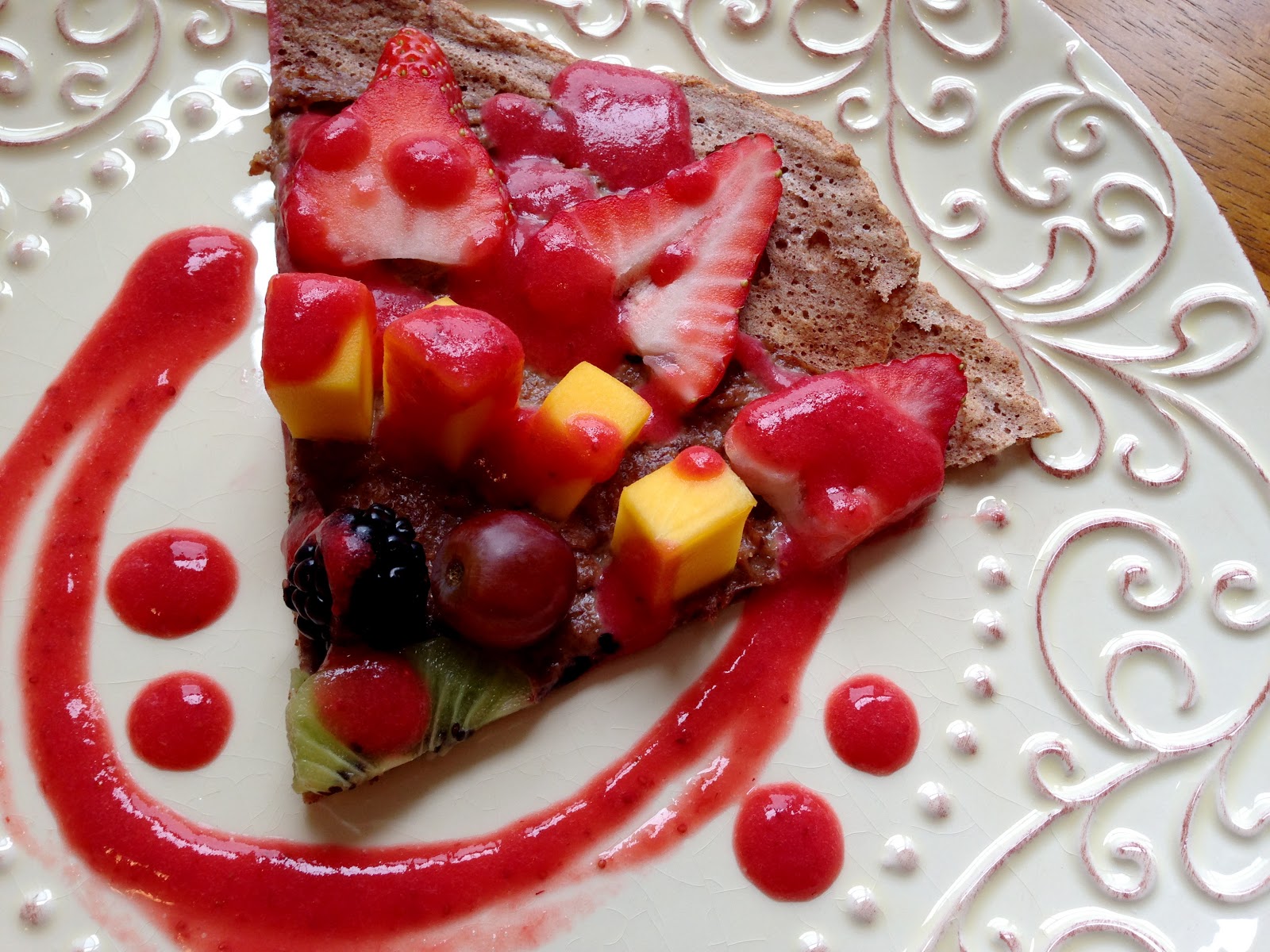 glutenfreehappytummy PB & J Fruit Pizza! GF, V, SCD!