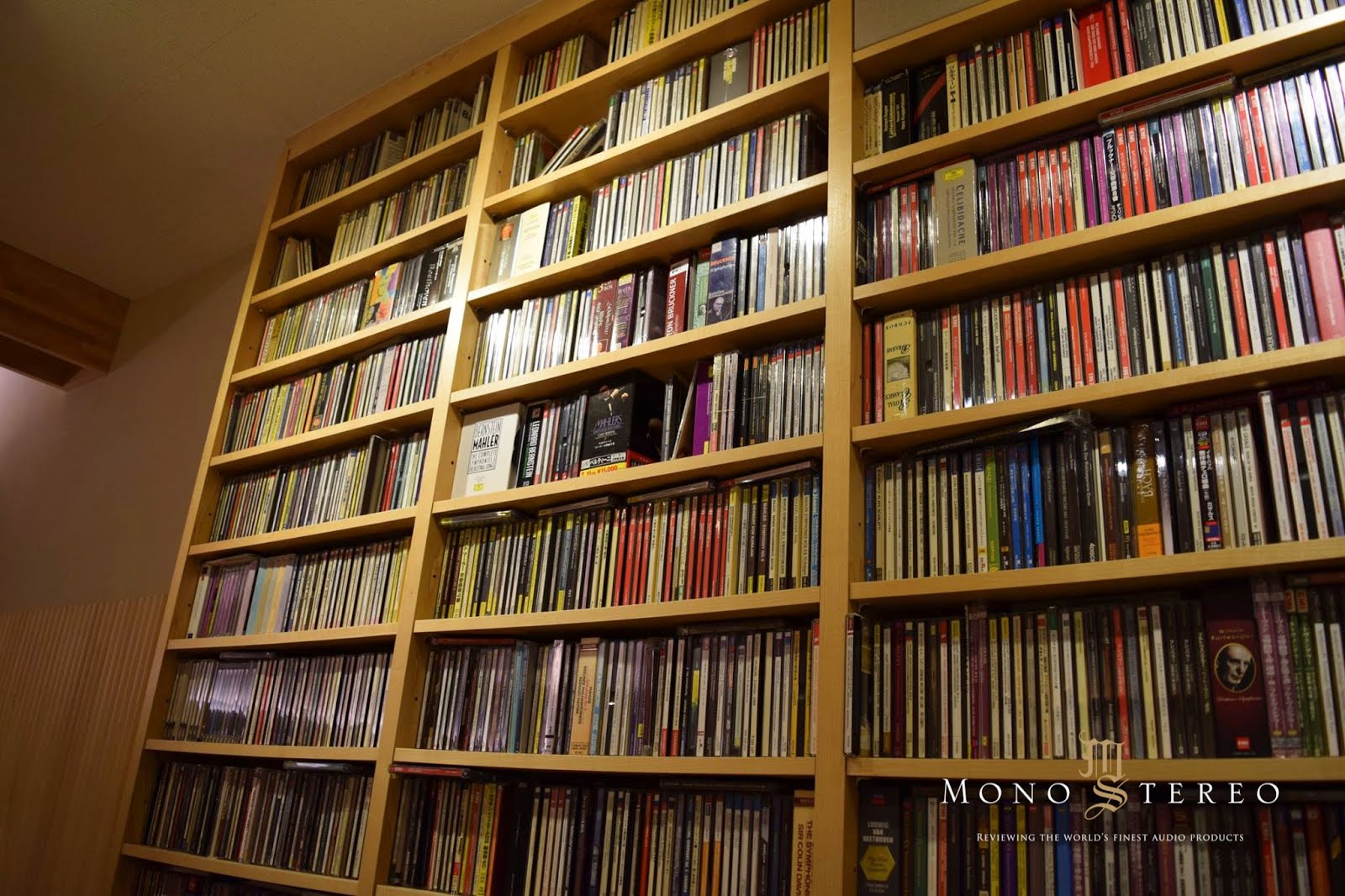 Mono and Stereo HighEnd Audio Magazine Japanese mighty audiophile system