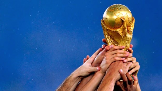 ما فائدة أن يشارك بلد ما في كأس العالم؟