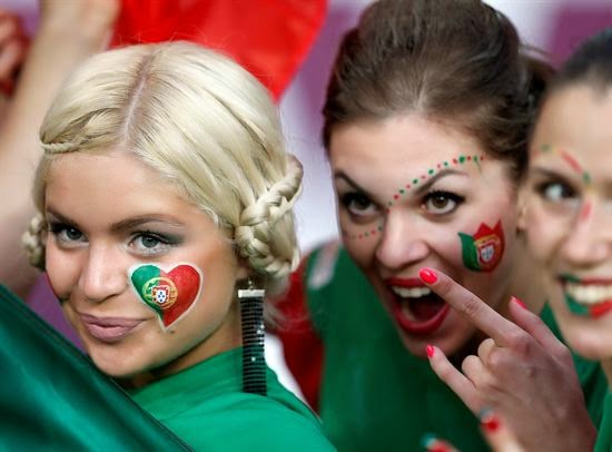 WM Brasilien 2014: sexy heissen Mädchen-Fußball-Fan, schöne Frau Unterstützer der Welt. Ziemlich Amateur girls, Bilder und Fotos Portugal garota portuguesas