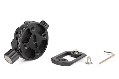 Sunwayfoto DDH-03 Panning Clamp bottom view w/ AM-01 removed Sunwayfoto DDH-03 Panning Clamp bottom view w/ AM-01 removed