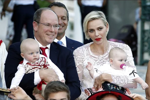 Princess Charlene and Prince Albert attend Traditional 'Pique Nique Monegasque'