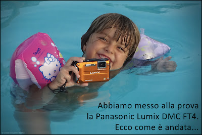Prova della Panasonic FT4 Fotografia della Panasonic FT4 in acqua