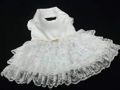 Roupa de Festa pra Cachorro Vestido de Noiva para Cachorra