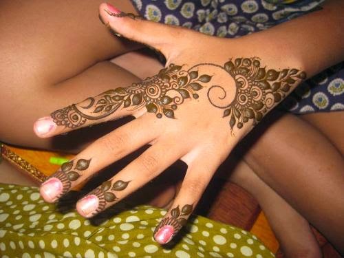 Mehndi Designs  Simple And Easy